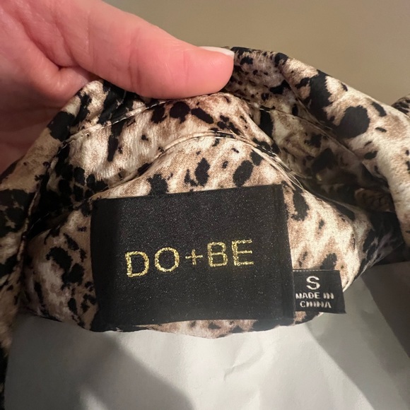 DO+BE. Animal print dress - Picture 4 of 6